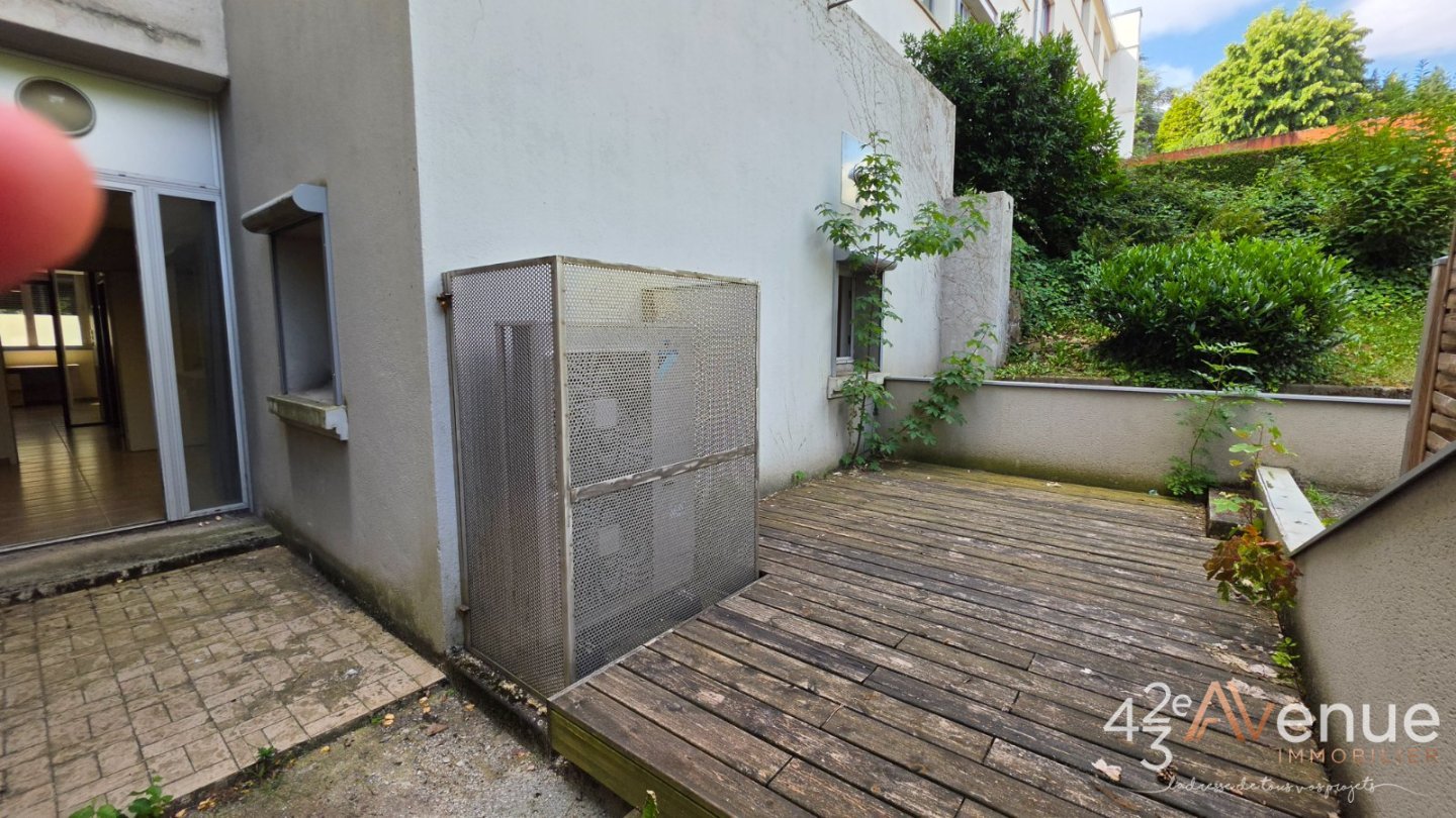 BUREAU A VENDRE - ST ETIENNE LA METARE - 223.6 m2 - 369 000 &euro; 