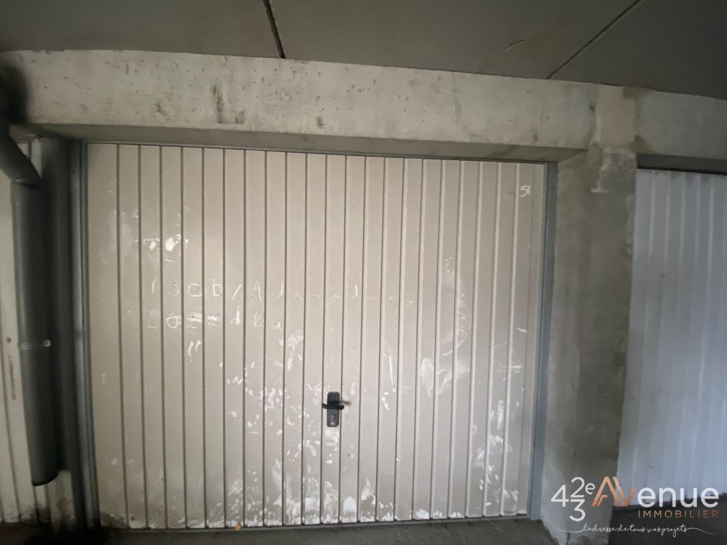 GARAGE A LOUER - ST ETIENNE BELLEVUE/SOLAURE/JOMAYERE - 67�&euro; charges comprises par mois