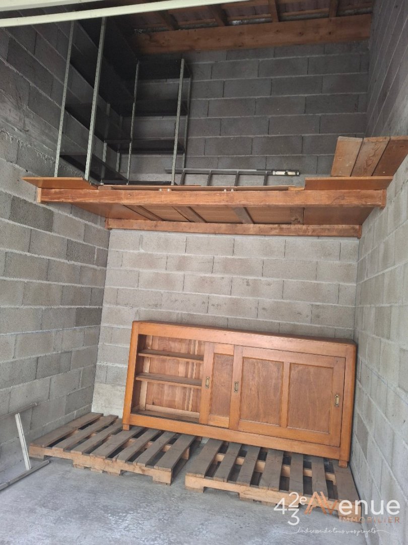 GARAGE A VENDRE - ANDREZIEUX BOUTHEON - 12.56 m2 - 16 500 &euro;