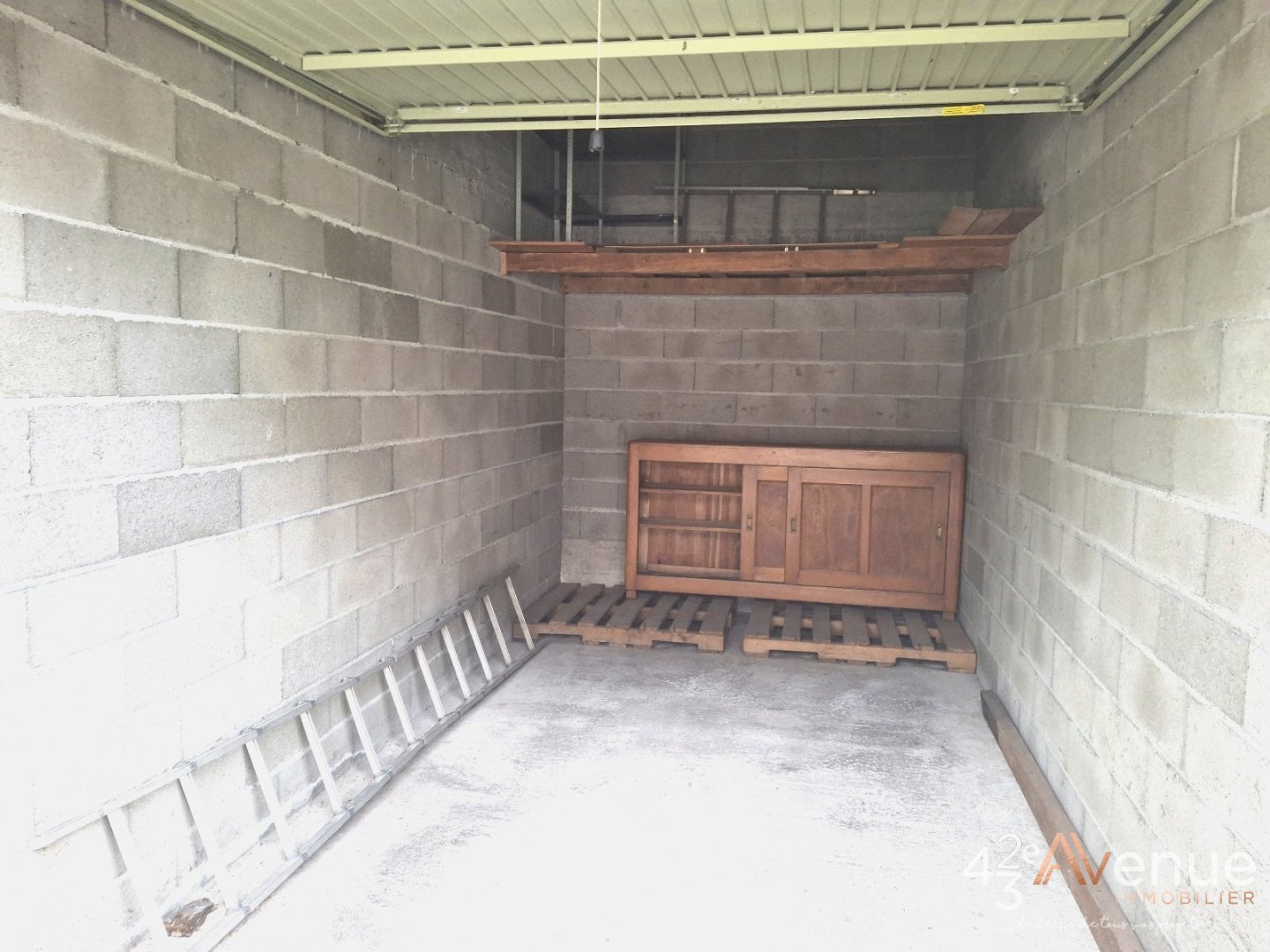 GARAGE A VENDRE - ANDREZIEUX BOUTHEON - 12.56 m2 - 16 500 &euro;