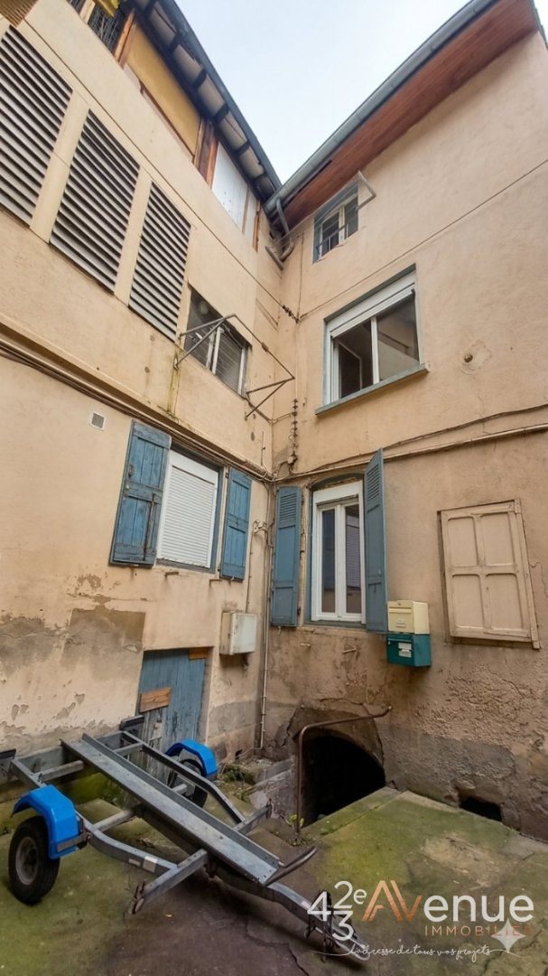 IMMEUBLE DE RAPPORT A VENDRE - RIVE DE GIER Richarme - 145 m2 - 100�000�&euro;