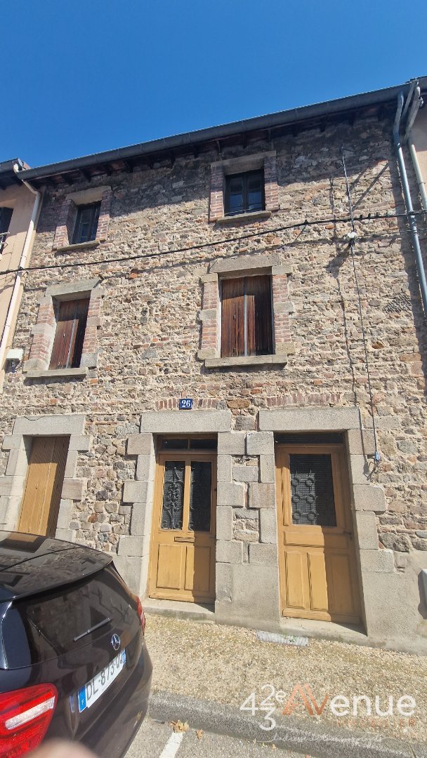 IMMEUBLE A VENDRE - ST GALMIER - 150 m2 - 160�000�&euro;