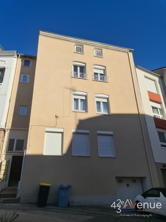 IMMEUBLE A VENDRE - UNIEUX ONDAINE - 250 m2 - 250 000 &euro;