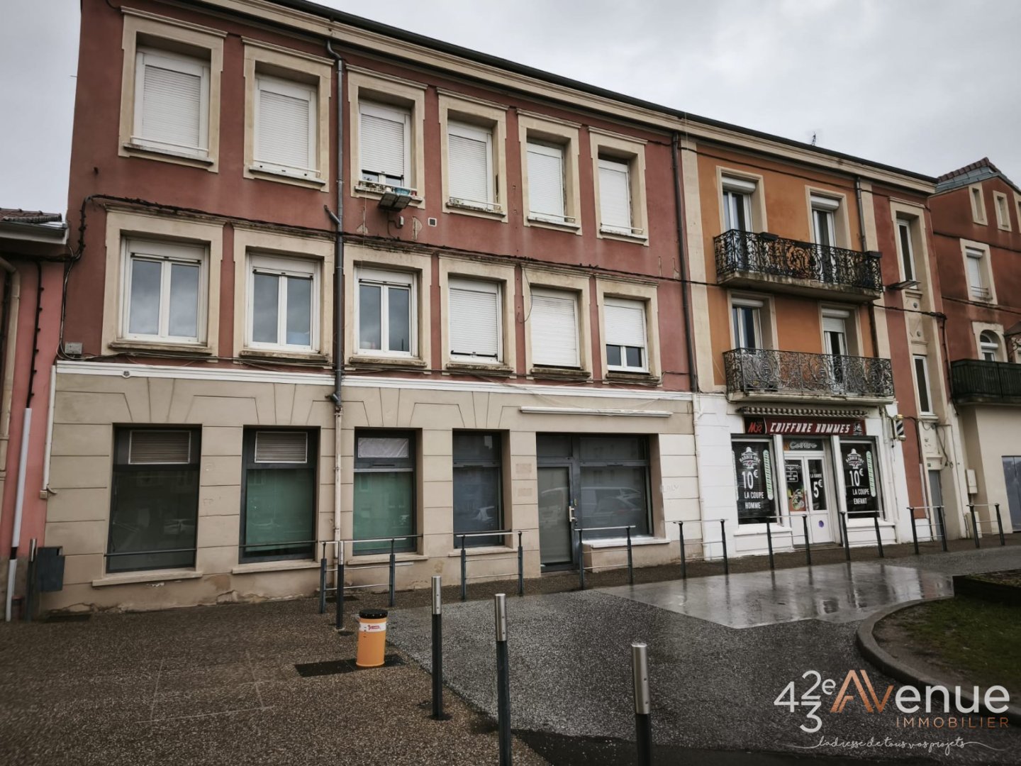 IMMEUBLE DE RAPPORT A VENDRE - LA RICAMARIE - 340 m2 - 295�000�&euro;