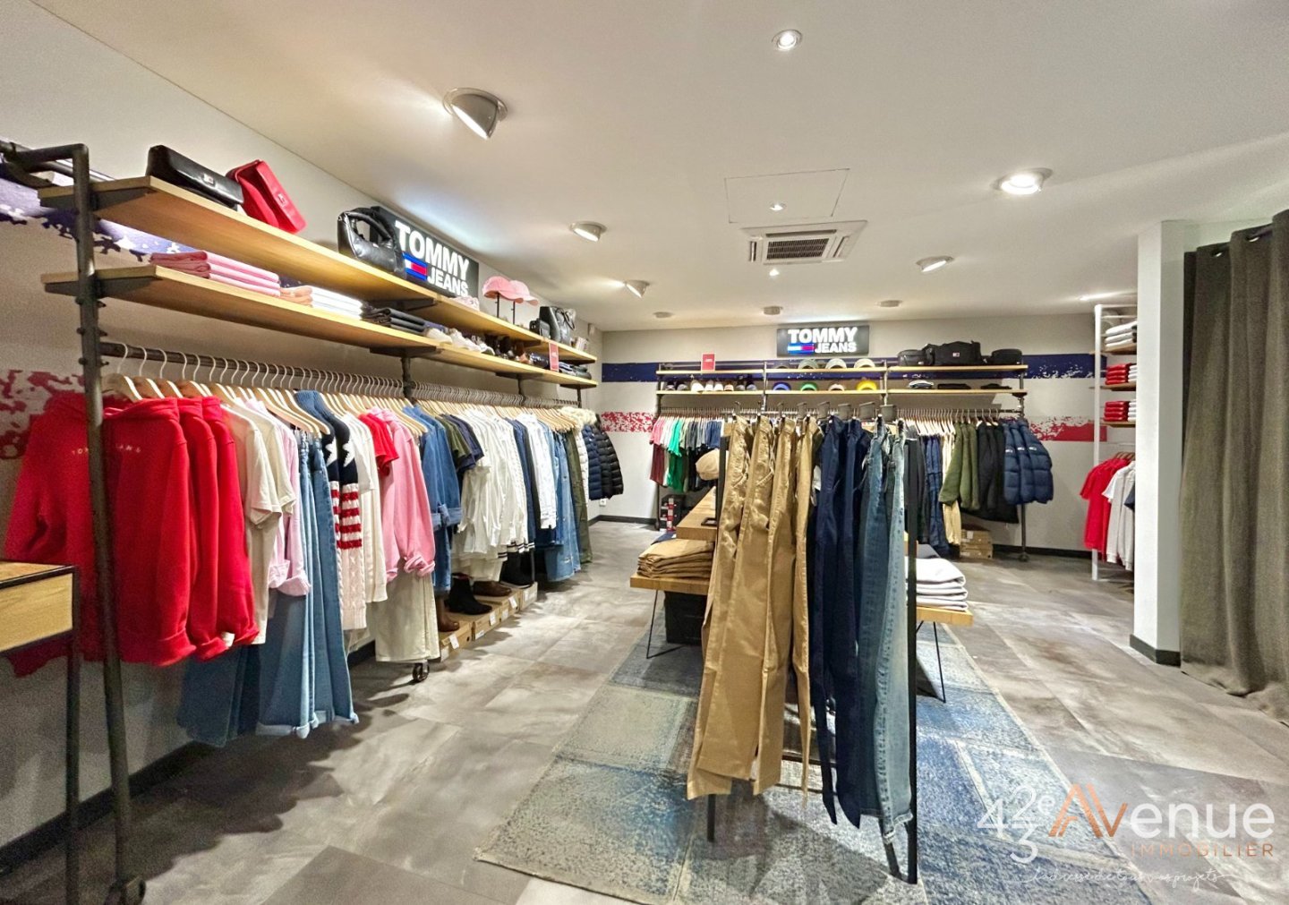 CESSION DE DROIT AU BAIL A VENDRE - ST ETIENNE CENTRE VILLE - 78�000�&euro; 