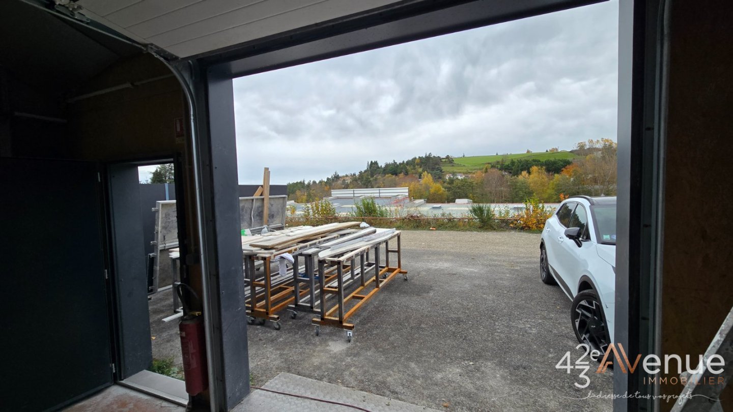 LOCAL D ACTIVITE - PONT SALOMON - 220 m2 - R&Eacute;ALIS&Eacute;