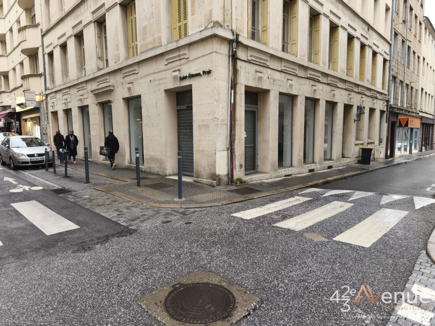 LOCAL D ACTIVITE A VENDRE - ST ETIENNE CENTRE VILLE - 240 m2 - 420�000�&euro; 