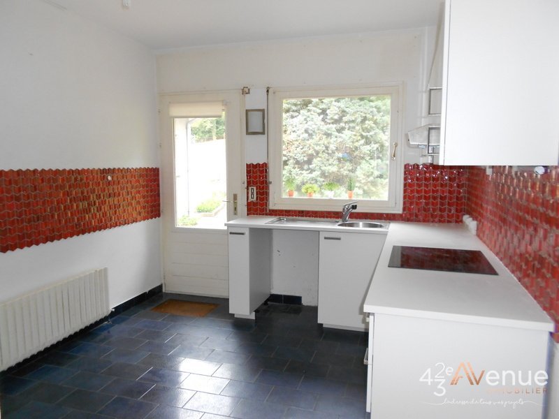 MAISON A LOUER - L ETRAT L ORANGERIE - 188.21 m2 - 1 500 &euro; charges comprises par mois