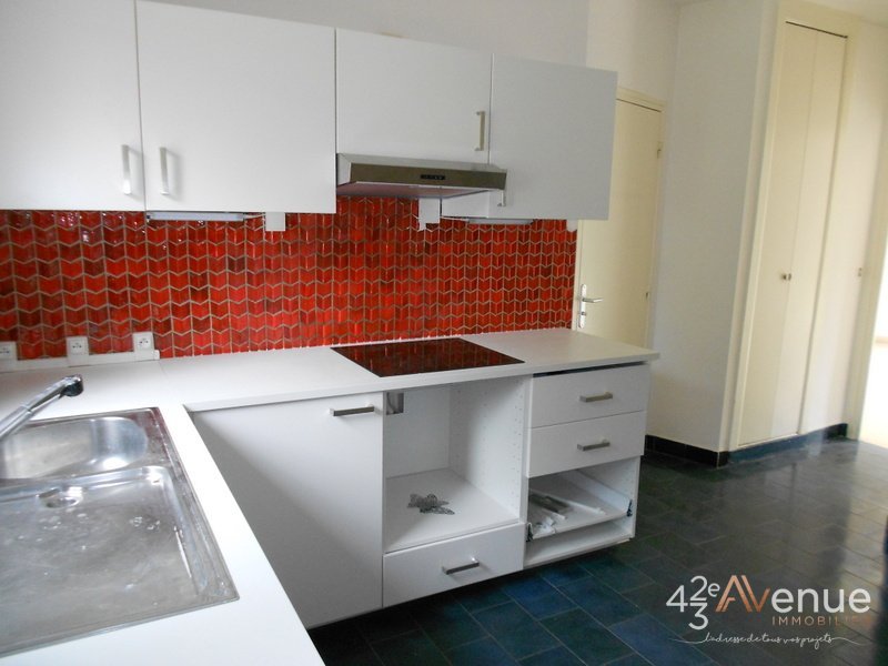 MAISON A LOUER - L ETRAT L ORANGERIE - 188.21 m2 - 1 500 &euro; charges comprises par mois