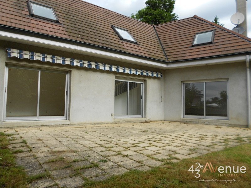 MAISON A LOUER - L ETRAT L ORANGERIE - 188.21 m2 - 1 500 &euro; charges comprises par mois