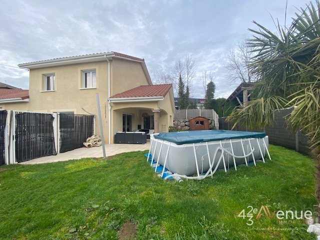 MAISON A LOUER - SORBIERS ZONE COMMERCIALE/PROCHE DE LA TALAUDIERE - 276.11 m2 - 2 075 &euro; charges comprises par mois