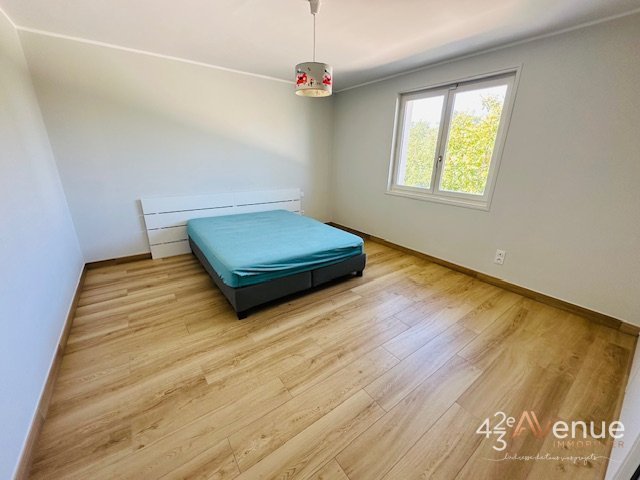 MAISON A LOUER - ST CHAMOND - 175.36 m2 - 1�850�&euro; charges comprises par mois