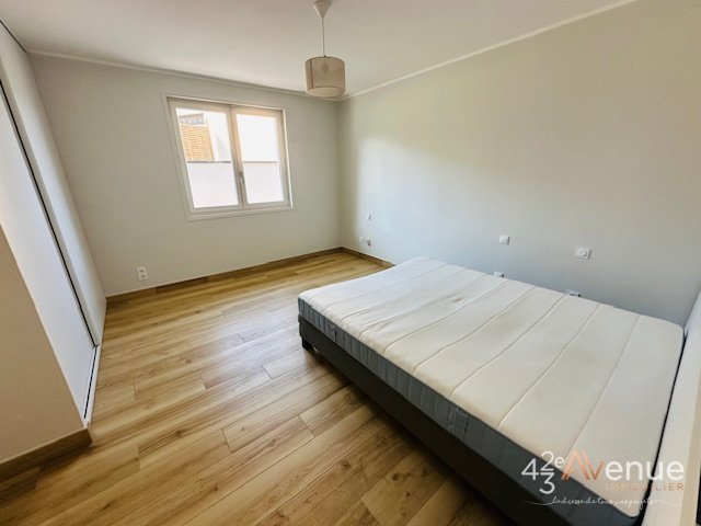 MAISON A LOUER - ST CHAMOND - 175.36 m2 - 1�850�&euro; charges comprises par mois