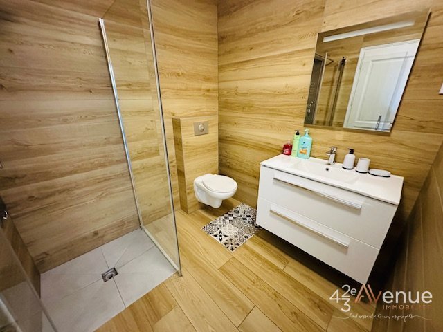 MAISON A LOUER - ST CHAMOND - 175.36 m2 - 1�850�&euro; charges comprises par mois