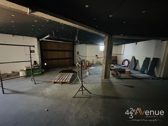 MAISON A LOUER - ST CHAMOND - 175.36 m2 - 1�850�&euro; charges comprises par mois