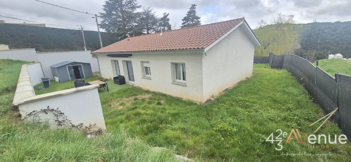 MAISON A LOUER - ST CHAMOND - 100 m2 - 1 300 &euro; charges comprises par mois