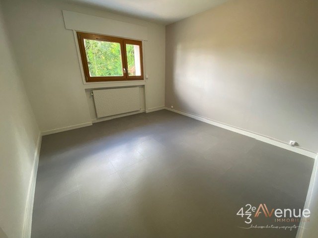 MAISON A LOUER - ST ETIENNE MONTAUD/BEL AIR/BERGSON - 199.33 m2 - 1�500�&euro; charges comprises par mois