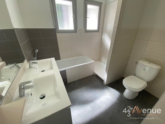 MAISON A LOUER - ST ETIENNE MONTAUD/BEL AIR/BERGSON - 199.33 m2 - 1�500�&euro; charges comprises par mois