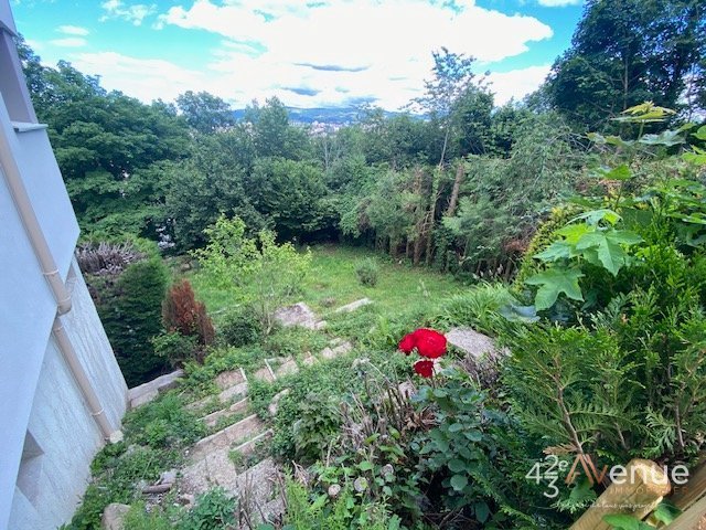 MAISON A LOUER - ST ETIENNE MONTAUD/BEL AIR/BERGSON - 199.33 m2 - 1�500�&euro; charges comprises par mois