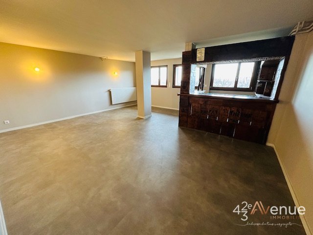 MAISON - ST ETIENNE MONTAUD/BEL AIR/BERGSON - 199.33 m2 - LOU&Eacute;