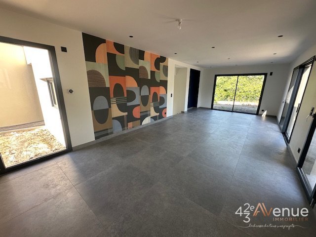 MAISON A LOUER - ST ETIENNE ZENITH/MEONS/LE SOLEIL - 100.85 m2 - 1 000 &euro; charges comprises par mois