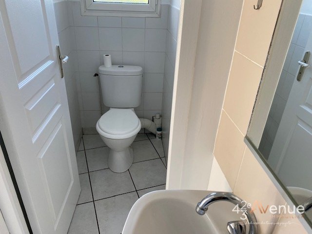 MAISON A LOUER - ST JUST ST RAMBERT - 122.33 m2 - 1�365�&euro; charges comprises par mois