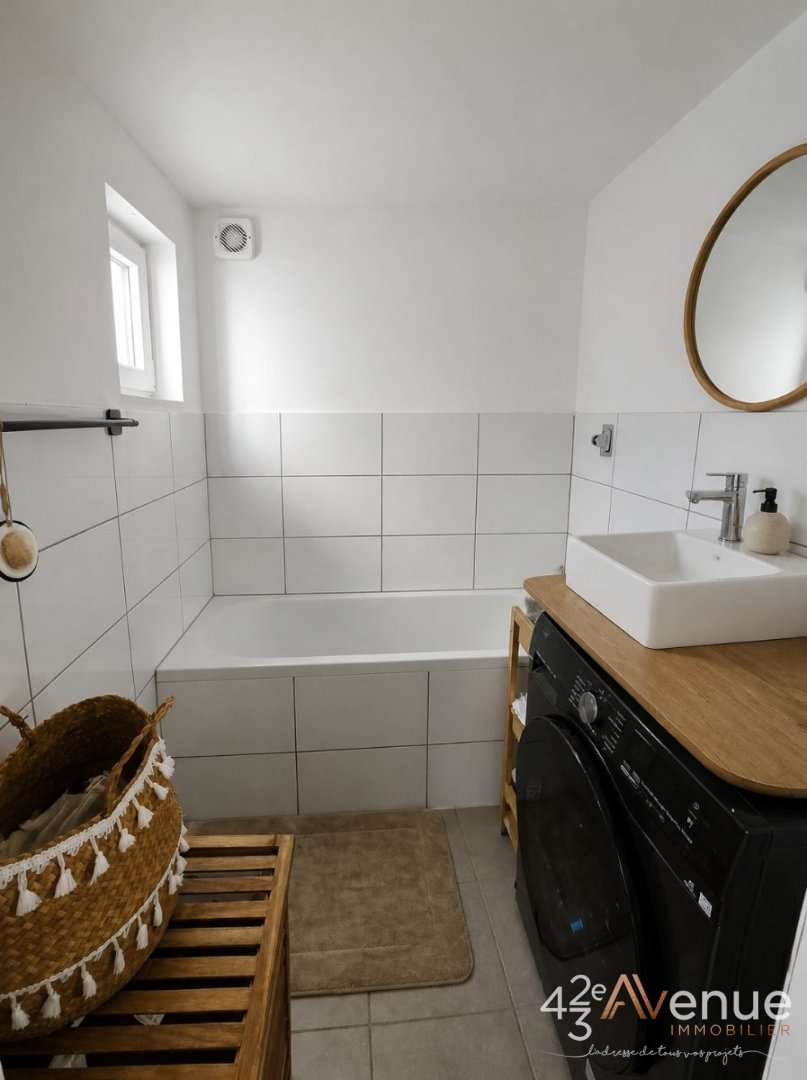 MAISON A VENDRE - ANDREZIEUX BOUTHEON - 74 m2 - 230 000 &euro;