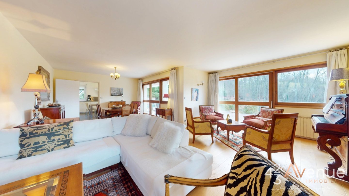 MAISON A VENDRE - AUREC SUR LOIRE - 207.87 m2 - 374�000�&euro;