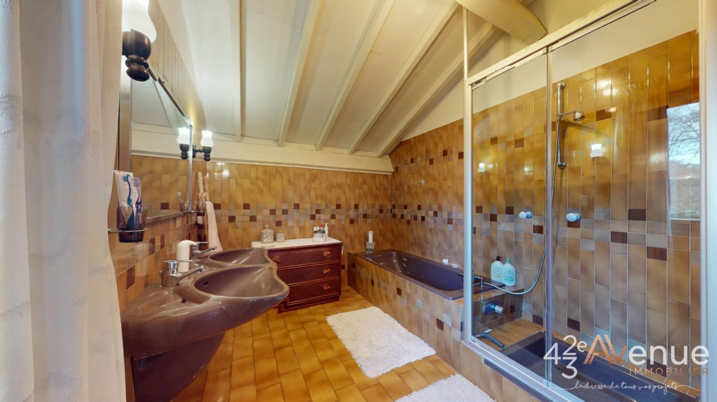 MAISON A VENDRE - AUREC SUR LOIRE - 207.87 m2 - 374�000�&euro;