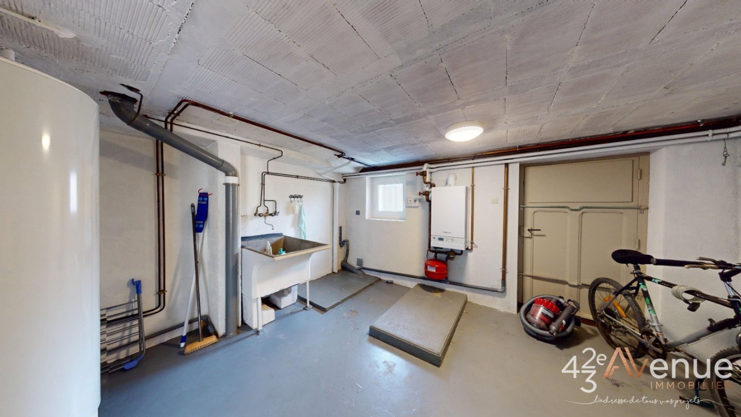 MAISON A VENDRE - BAS EN BASSET - 186 m2 - 269�000�&euro;