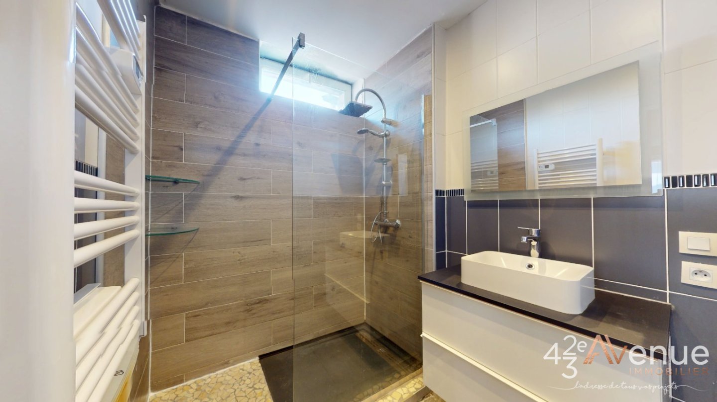 MAISON A VENDRE - BEAUZAC - 61.09 m2 - 115 000 &euro;