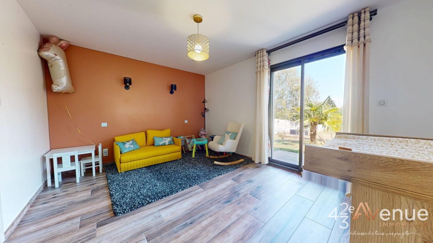 MAISON A VENDRE - BEAUZAC - 180 m2 - 447 000 &euro;
