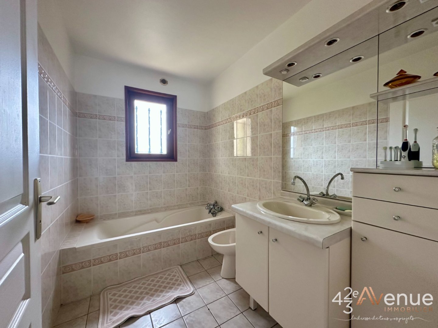 MAISON A VENDRE - BEAUZAC - 143 m2 - 330 000 &euro;