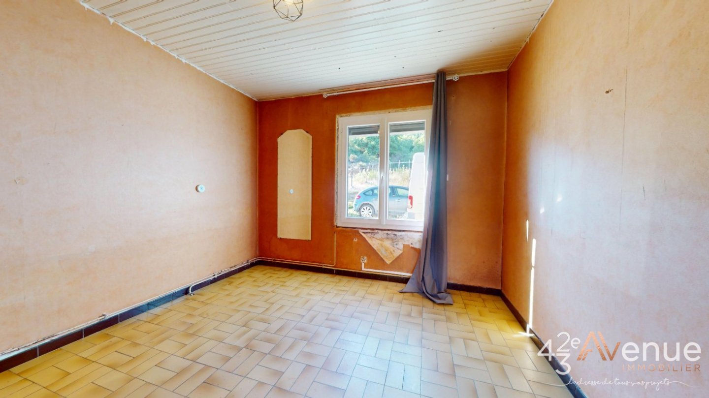 Maison individuelle A VENDRE - BEAUZAC - 163.2 m2 - 127 000 &euro;