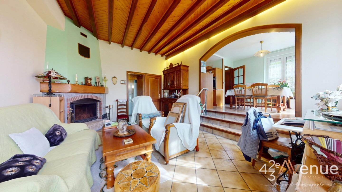MAISON A VENDRE - BEAUZAC - 160 m2 - 180 000 &euro;