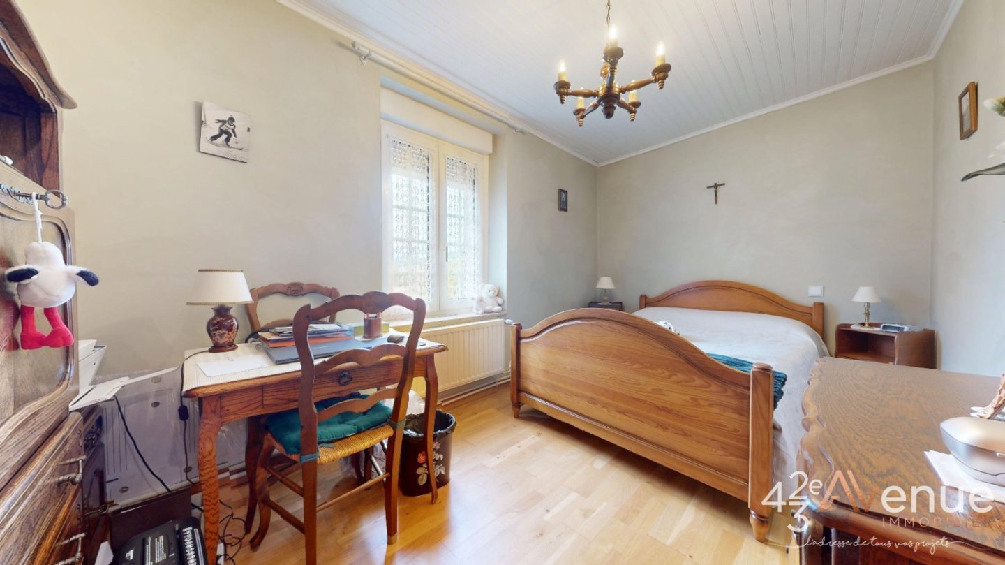 MAISON A VENDRE - BEAUZAC - 160 m2 - 180 000 &euro;