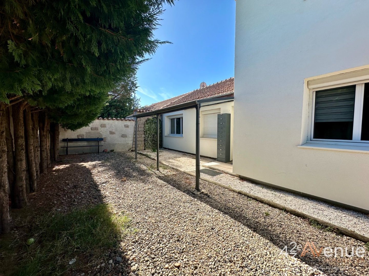 MAISON A VENDRE - BONSON - 142 m2 - 284 000 &euro;