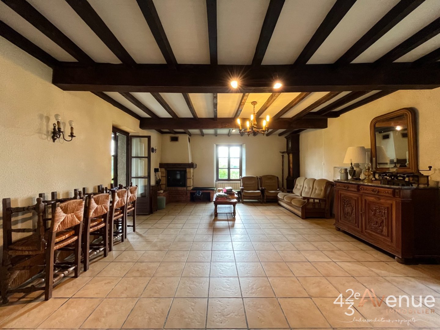 MAISON A VENDRE - CHEVRIERES - 121 m2 - 241 500 &euro;
