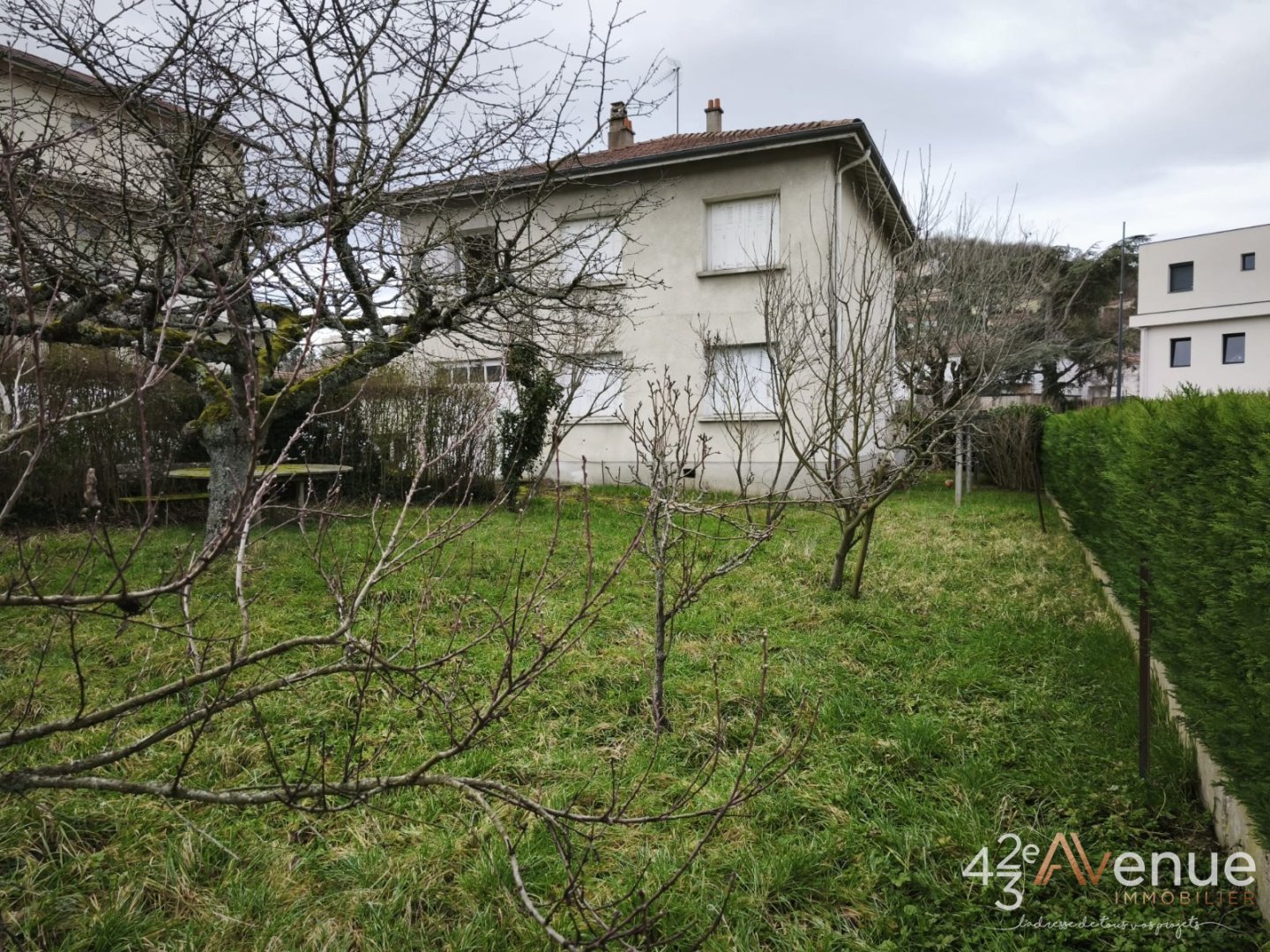 MAISON A VENDRE - L ETRAT - 141 m2 - 270�000�&euro;