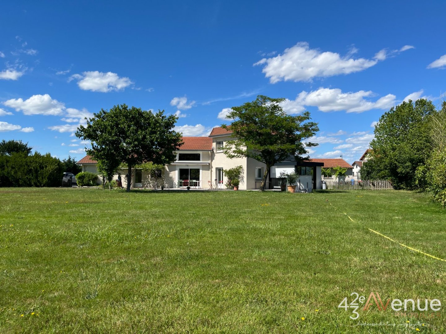MAISON A VENDRE - L HOPITAL LE GRAND - 208.66 m2 - 439 000 &euro;