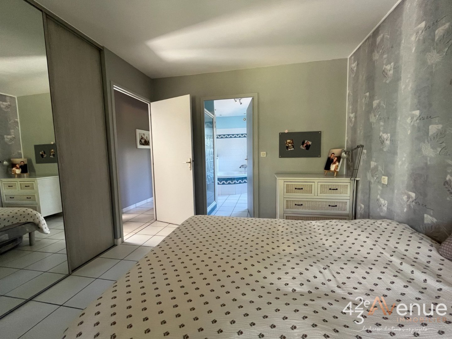 MAISON A VENDRE - L HOPITAL LE GRAND - 208.66 m2 - 439 000 &euro;