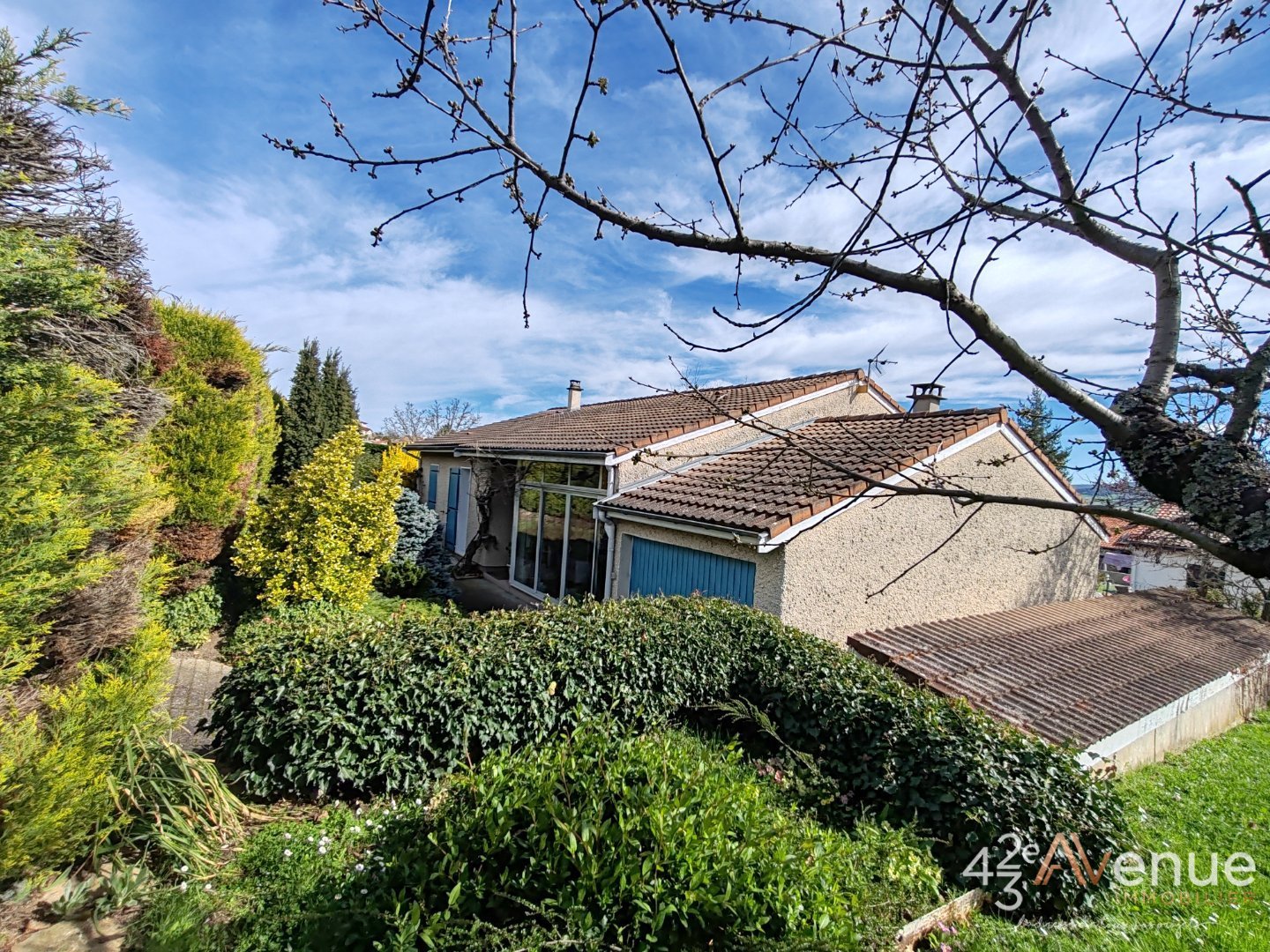 MAISON A VENDRE - LA GRAND CROIX - 90 m2 - 297�000�&euro;