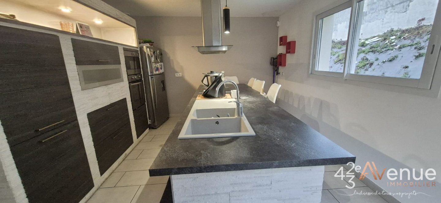 MAISON A VENDRE - LA RICAMARIE - 126 m2 - 245�000�&euro;