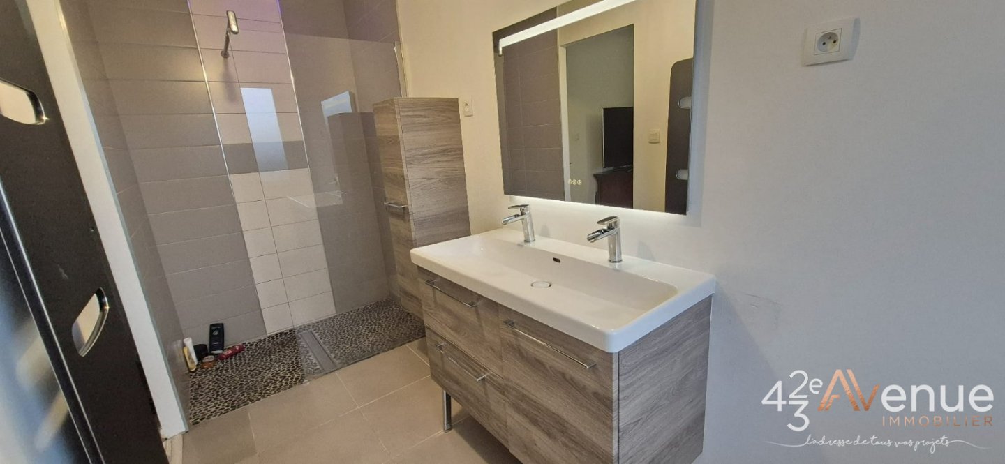 MAISON A VENDRE - LA RICAMARIE - 126 m2 - 245�000�&euro;