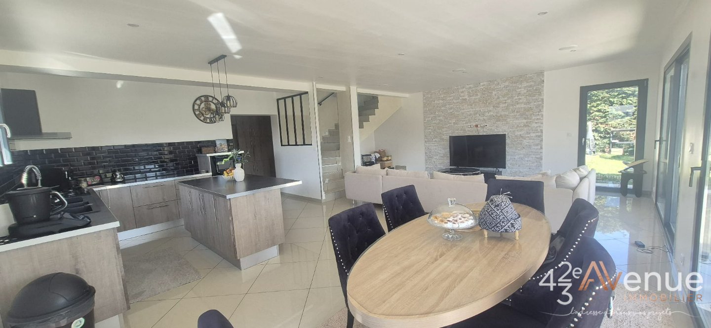 MAISON A VENDRE - LA RICAMARIE - 128 m2 - 341 000 &euro;