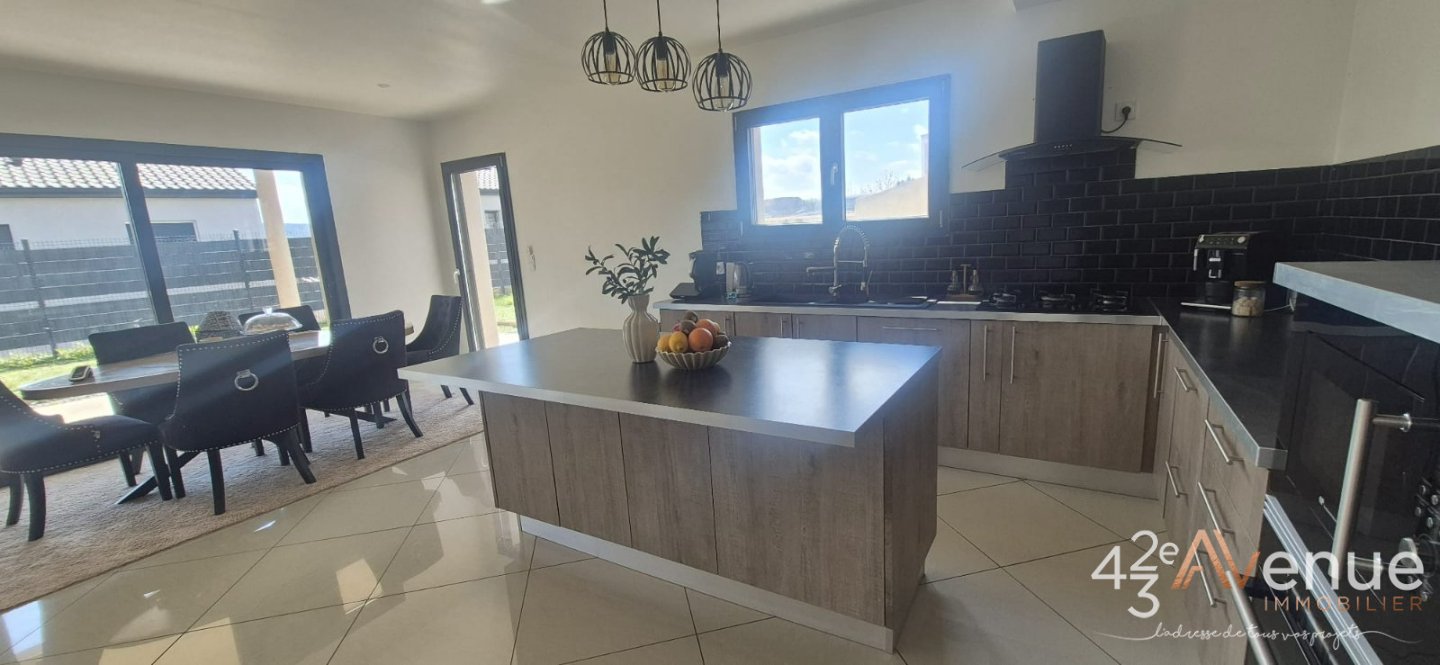 MAISON A VENDRE - LA RICAMARIE - 128 m2 - 341 000 &euro;