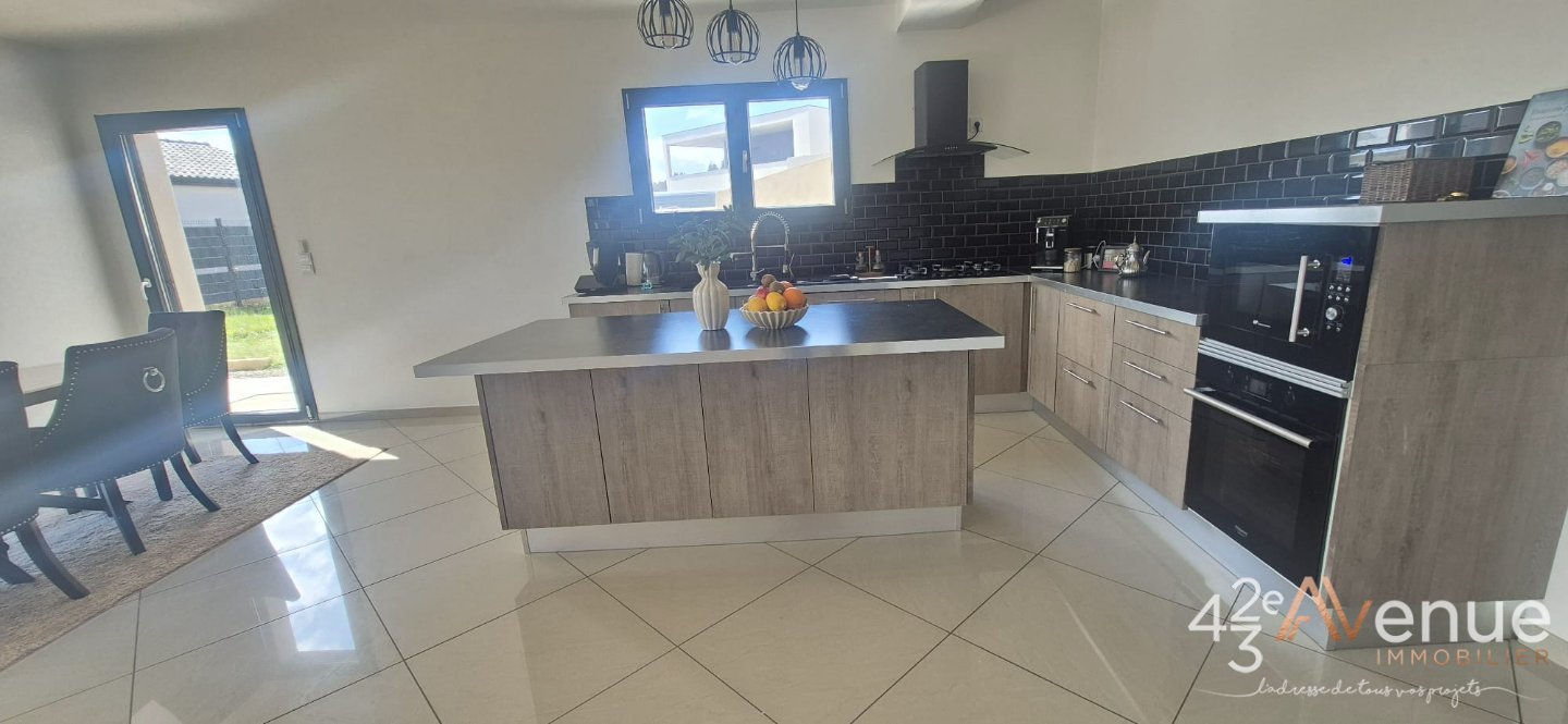 MAISON A VENDRE - LA RICAMARIE - 128 m2 - 341 000 &euro;