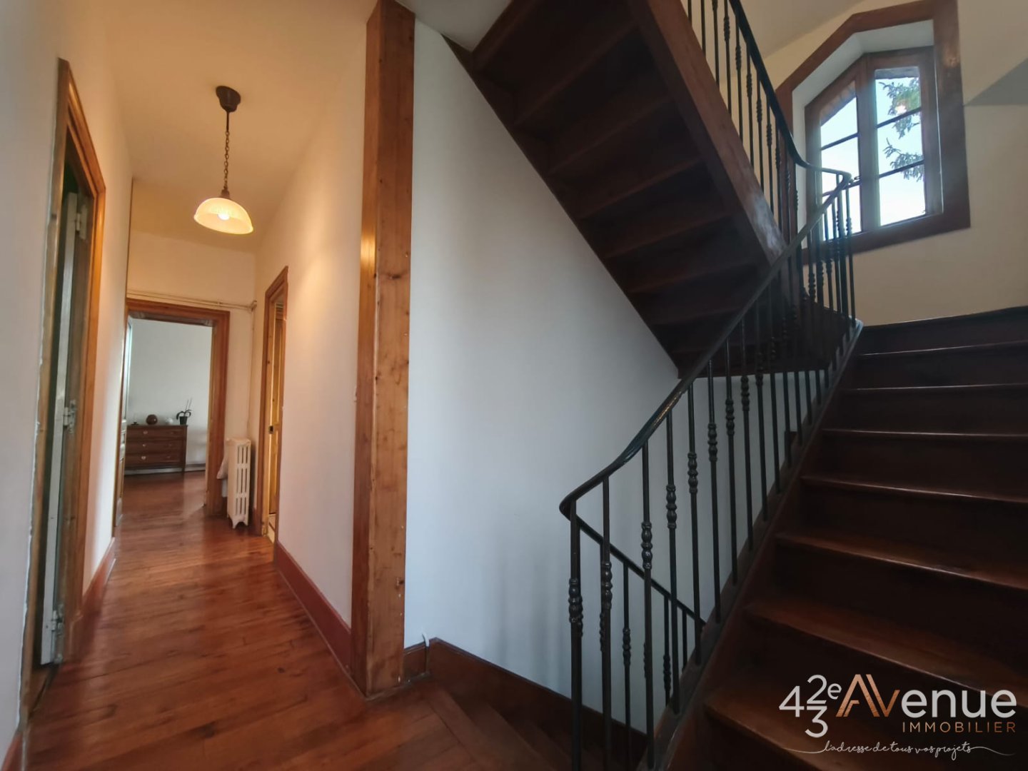 MAISON A VENDRE - LE CHAMBON FEUGEROLLES - 146 m2 - 175�000�&euro;