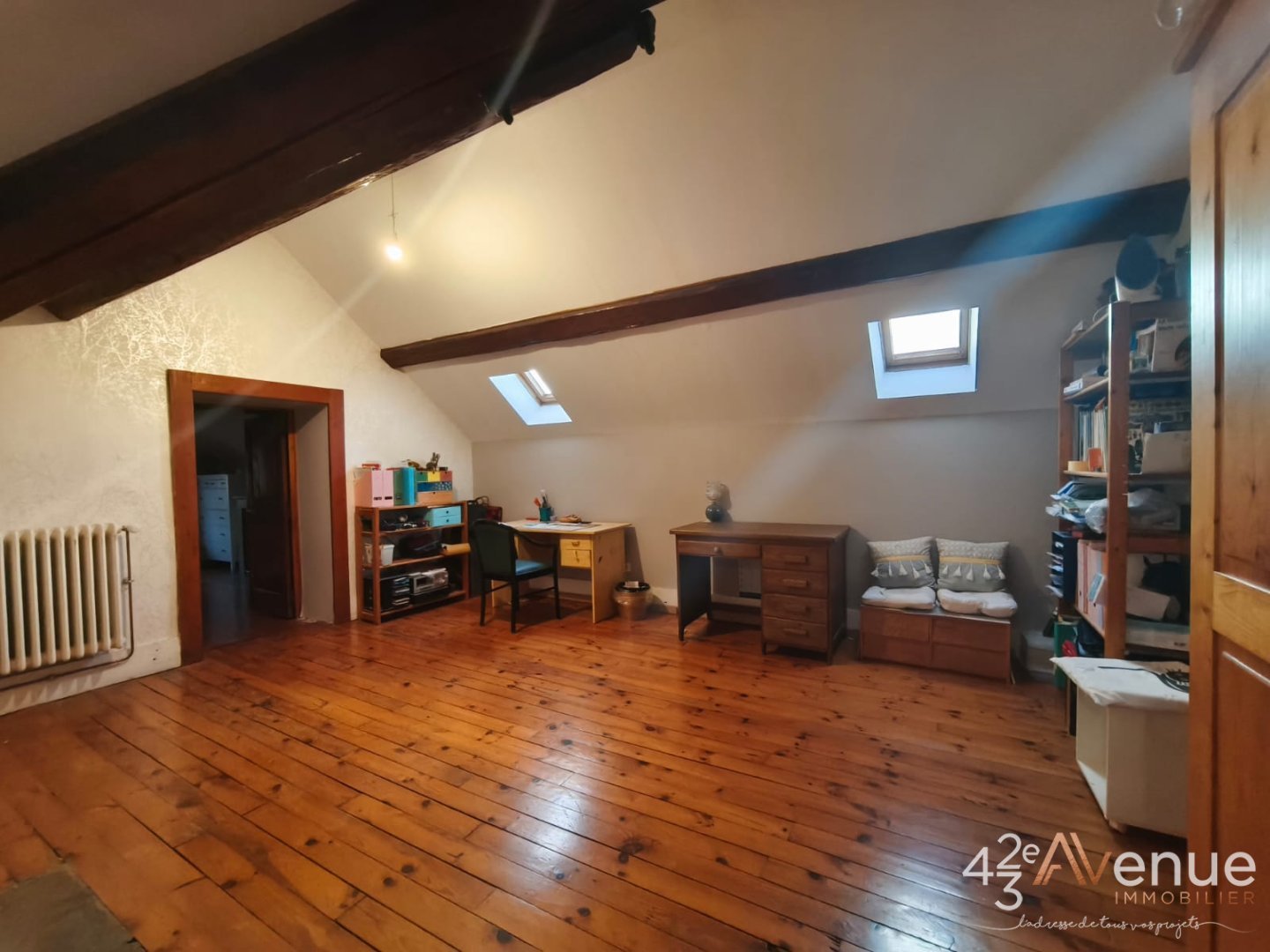 MAISON A VENDRE - LE CHAMBON FEUGEROLLES - 146 m2 - 175�000�&euro;