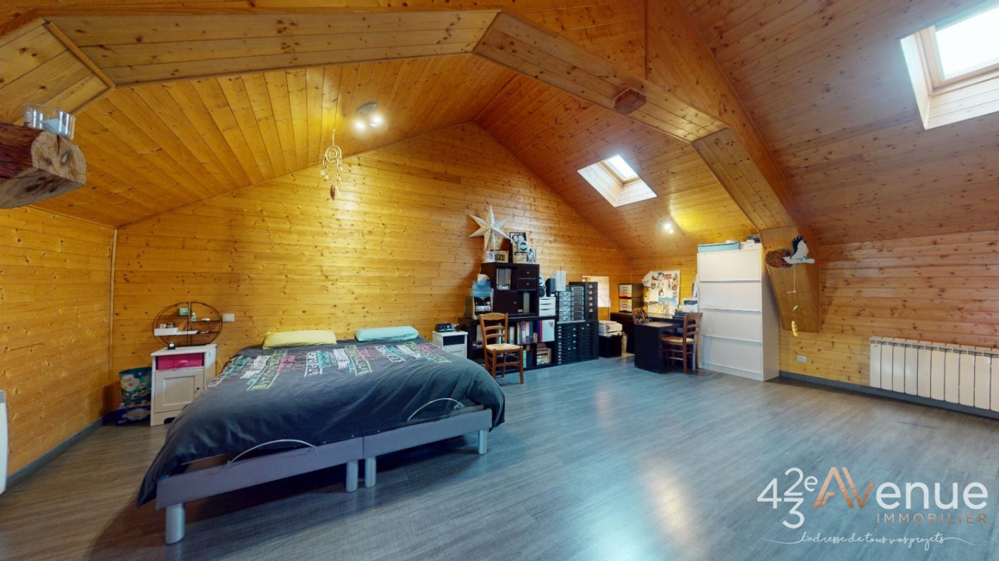 MAISON A VENDRE - LES VILLETTES - 175 m2 - 249�000�&euro;